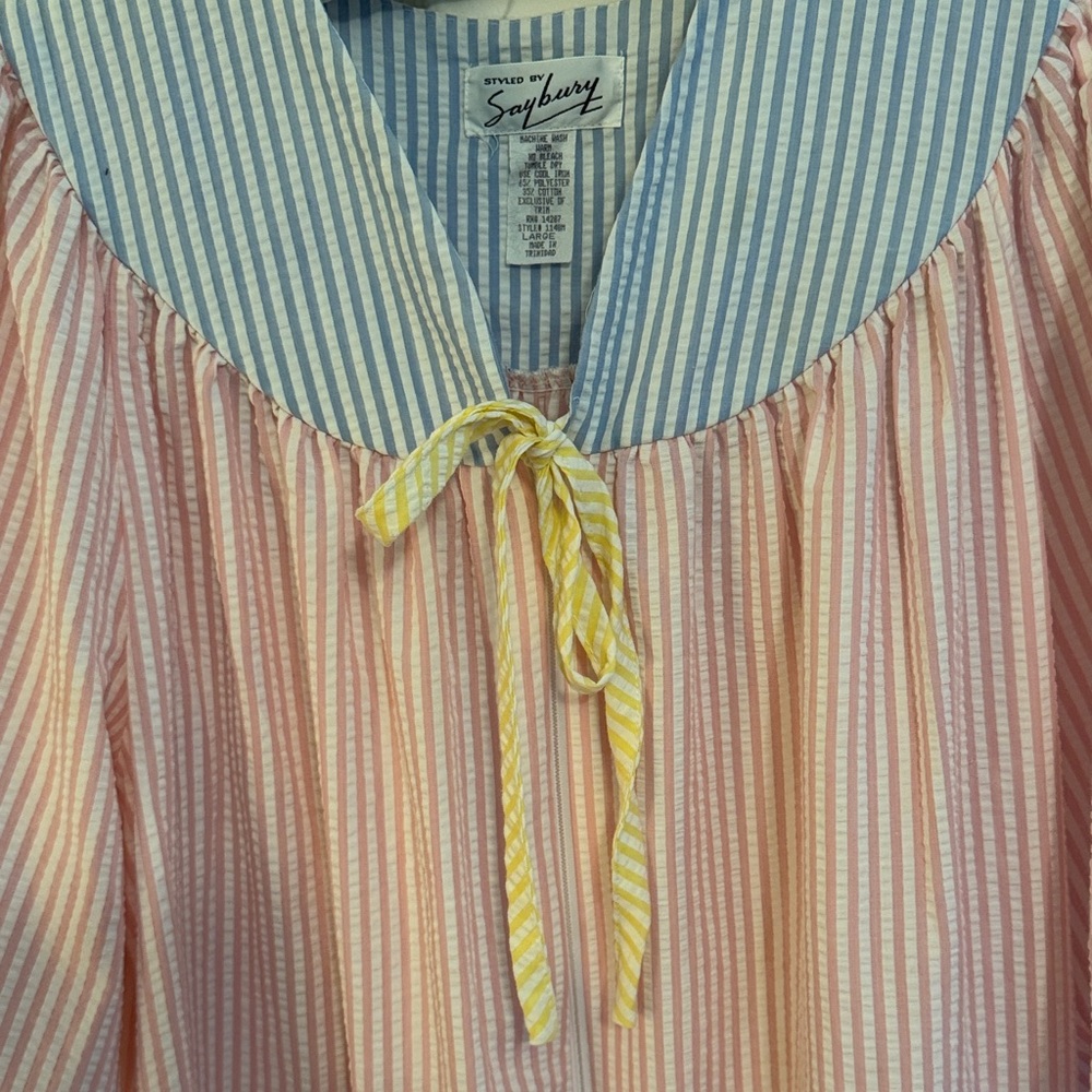 Crisp Seersucker Vintage Caftan/House Coat - Picture 3 of 6